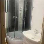 And Affordable In Basement בית אירוח קרקוב